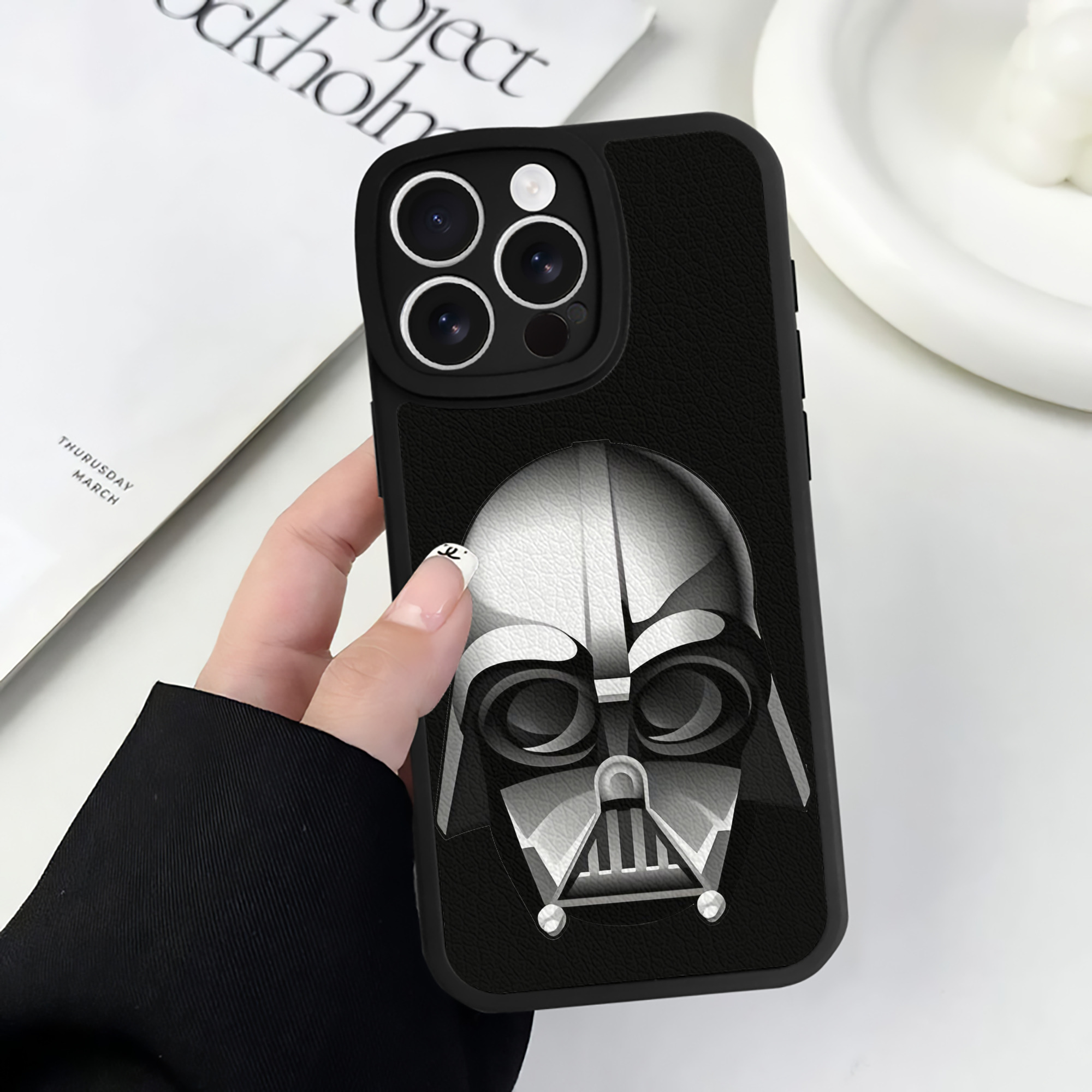（画像用） スター・ウォーズ Star Wars 【iPhone 16シリーズ対応】シリコンスマホケース（レザー調） 材質：シリコン